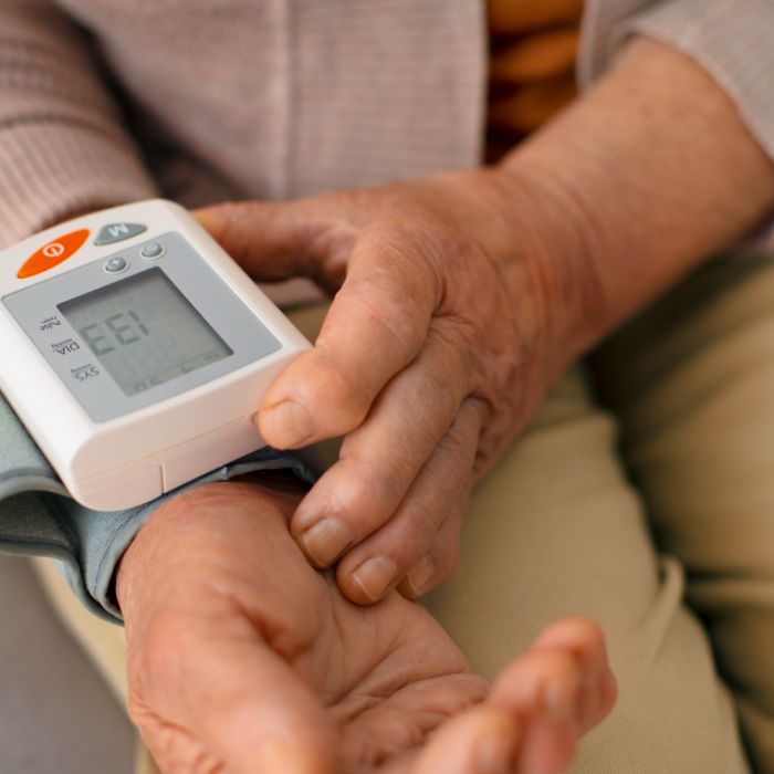 ¿Cómo afecta la hipertensión a la visión?